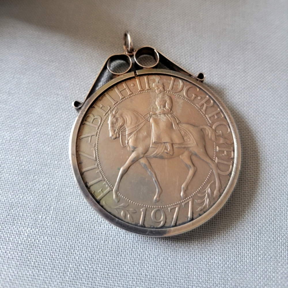 Large Silver Queen Elizabeth 1977 Coin Pendant